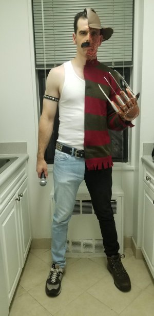 Freddie 'n Freddy.jpg