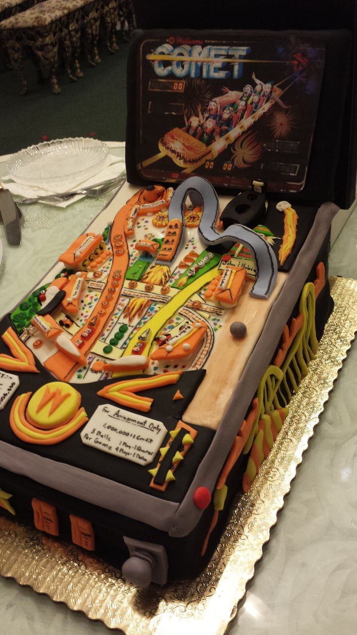 Retro Pinball Machine Comet Birthday Cake.jpg